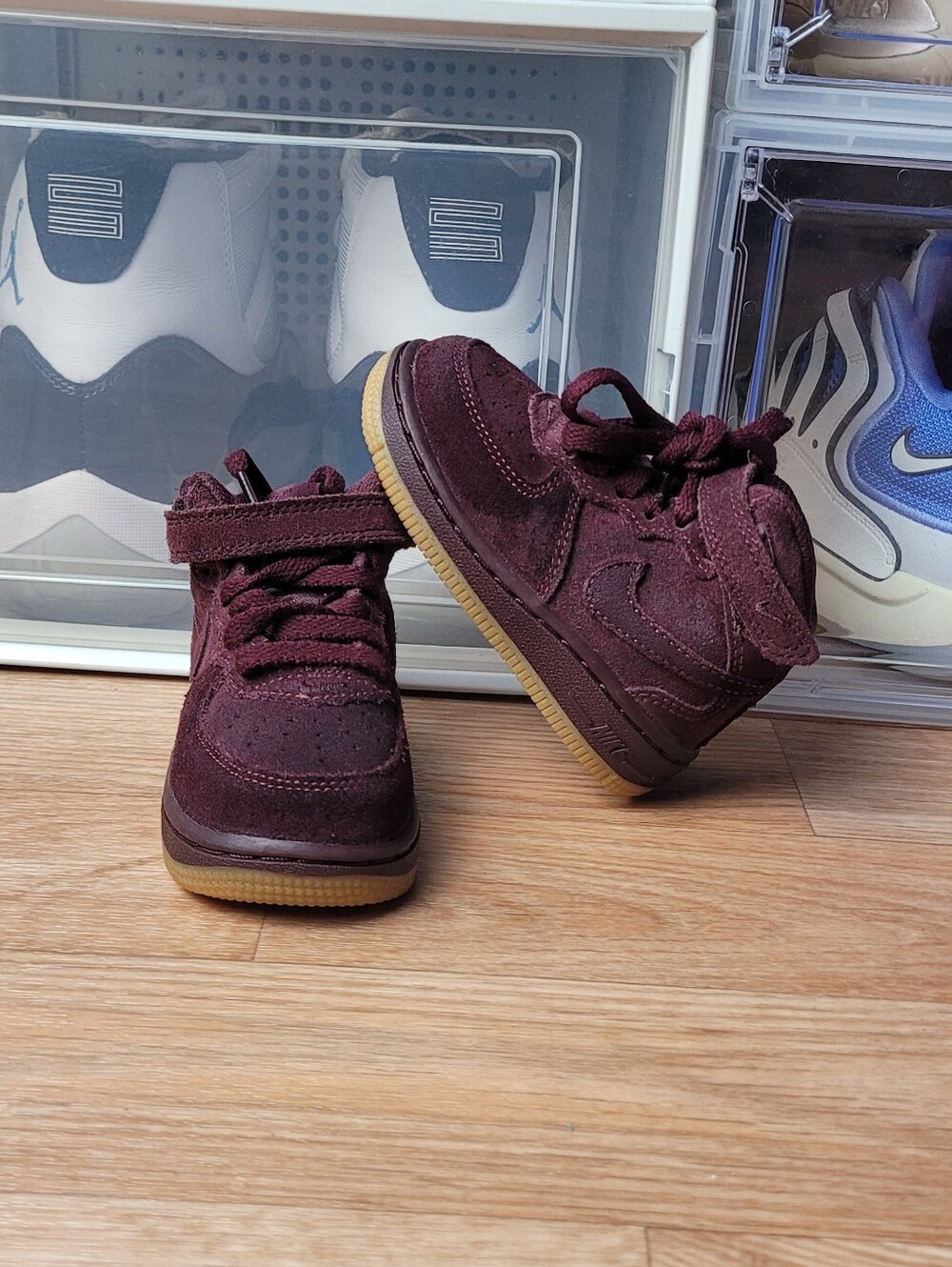 Nike Air Force 1 Mid LV8 Burgundy Crush 859338-600 Toddler Shoes size 5C RARE
